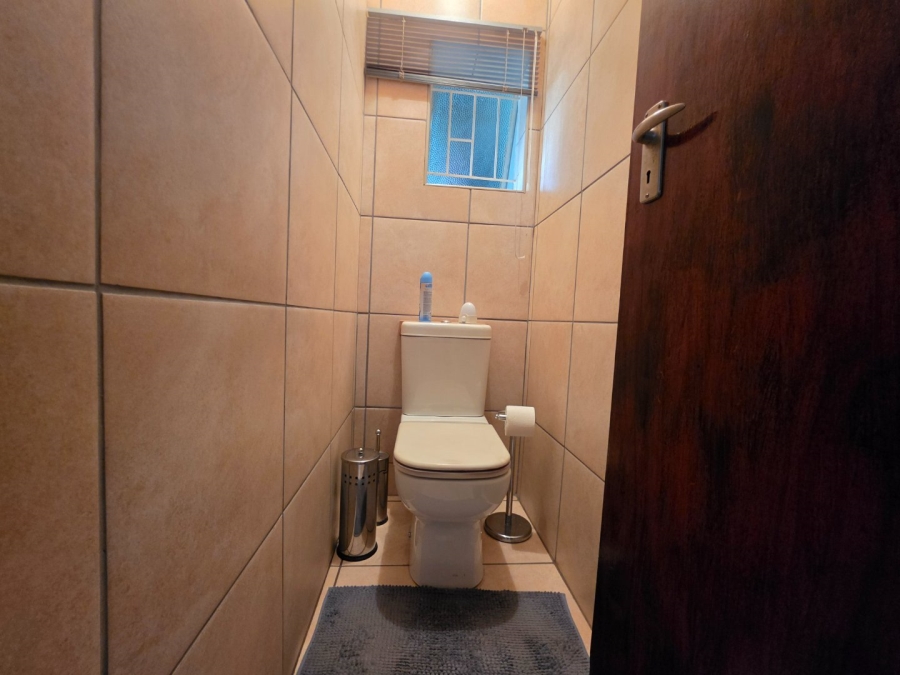 4 Bedroom Property for Sale in Sasolburg Ext 12 Free State